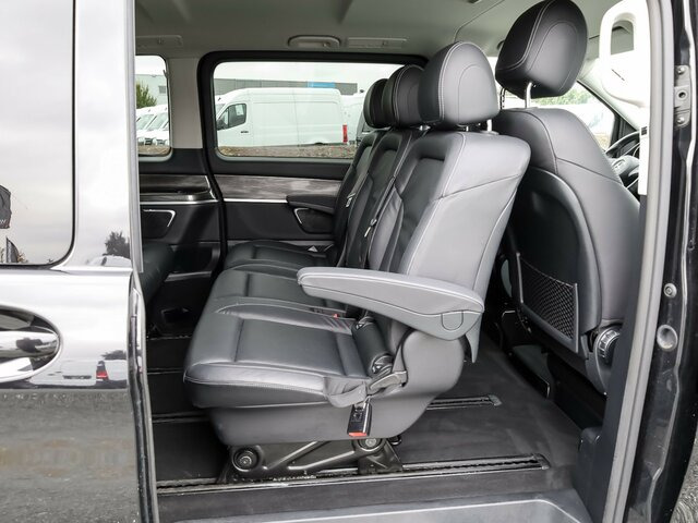 MERCEDES-BENZ V 300 Avantgarde Extralang,2xSchiebetür el.,AHK - Microbuz, Transport persoane: Foto 5 MERCEDES-BENZ V 300 Avantgarde Extralang,2xSchiebetür el.,AHK - Microbuz, Transport persoane: Foto 5