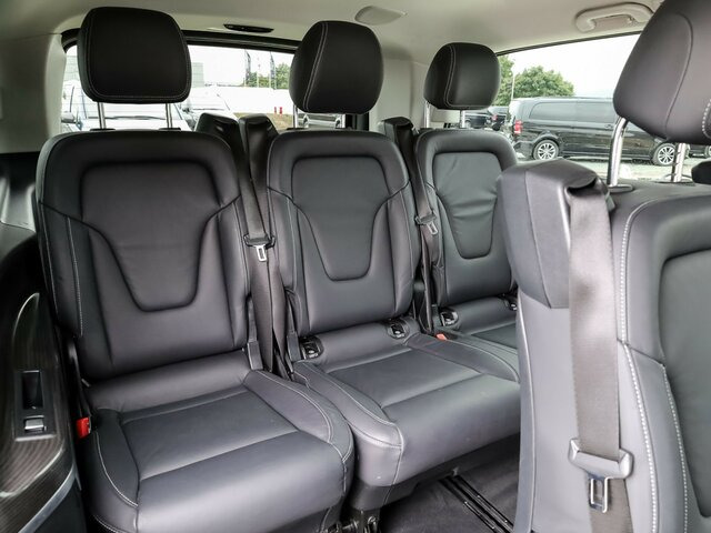 MERCEDES-BENZ V 300 Avantgarde Extralang,2xSchiebetür el.,AHK - Microbuz, Transport persoane: Foto 3 MERCEDES-BENZ V 300 Avantgarde Extralang,2xSchiebetür el.,AHK - Microbuz, Transport persoane: Foto 3