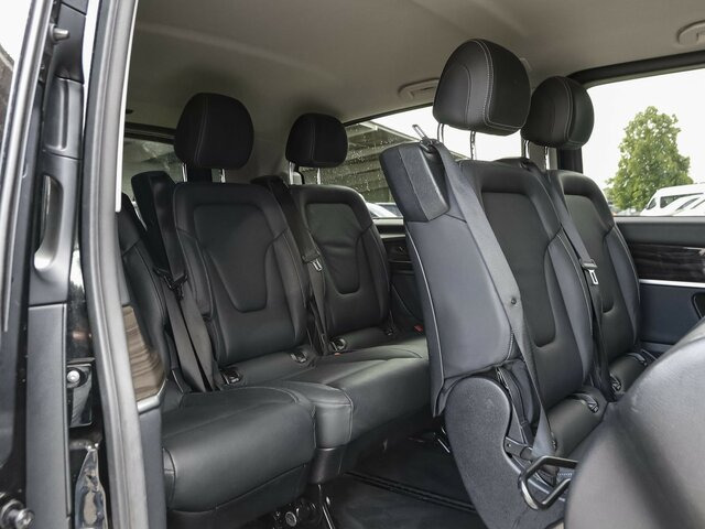 MERCEDES-BENZ V 300 Avantgarde Extralang,2xSchiebetür elektr. - Microbuz, Transport persoane: Foto 5 MERCEDES-BENZ V 300 Avantgarde Extralang,2xSchiebetür elektr. - Microbuz, Transport persoane: Foto 5