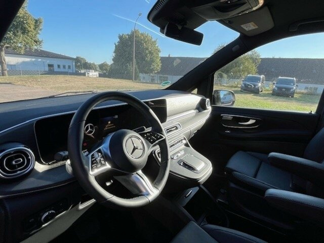 MERCEDES-BENZ V 300 Avantgarde Extralang,2xSchiebetür elektr. - Microbuz, Transport persoane: Foto 4 MERCEDES-BENZ V 300 Avantgarde Extralang,2xSchiebetür elektr. - Microbuz, Transport persoane: Foto 4