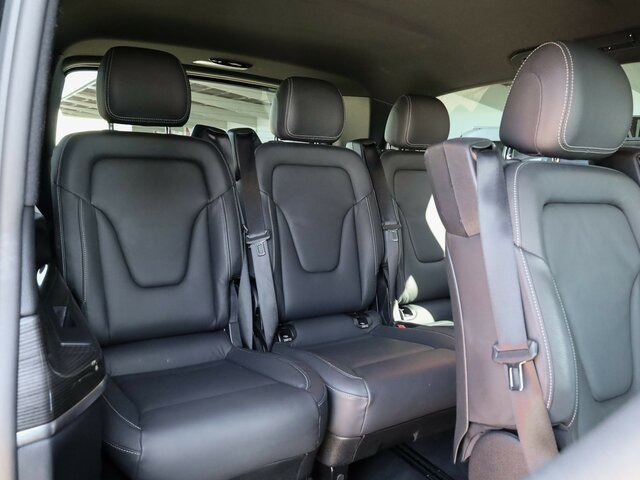 MERCEDES-BENZ V 300 Avantgarde Extralang,Allrad,2Schiebetüren... - Transport persoane: Foto 4 MERCEDES-BENZ V 300 Avantgarde Extralang,Allrad,2Schiebetüren... - Transport persoane: Foto 4