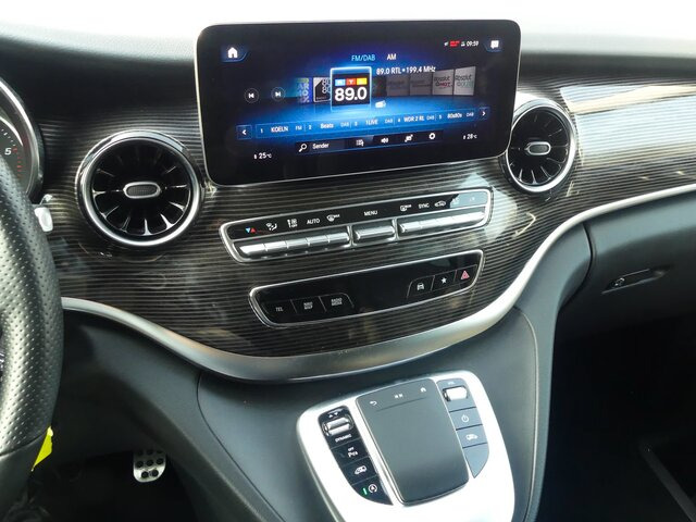 MERCEDES-BENZ V 300 Edition Extralang,2xSchiebetür el,8Sitzer... - Microbuz, Transport persoane: Foto 5 MERCEDES-BENZ V 300 Edition Extralang,2xSchiebetür el,8Sitzer... - Microbuz, Transport persoane: Foto 5