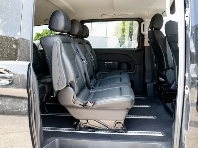 MERCEDES-BENZ V 300 Edition Extralang,2xSchiebetür el.,8Sitzer... - Transport persoane: Foto 2 MERCEDES-BENZ V 300 Edition Extralang,2xSchiebetür el.,8Sitzer... - Transport persoane: Foto 2