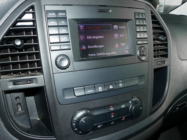 MERCEDES-BENZ Vito 114 TourerPro,Allrad,Automatik,8Sitzer... - Transport persoane: Foto 4 MERCEDES-BENZ Vito 114 TourerPro,Allrad,Automatik,8Sitzer... - Transport persoane: Foto 4