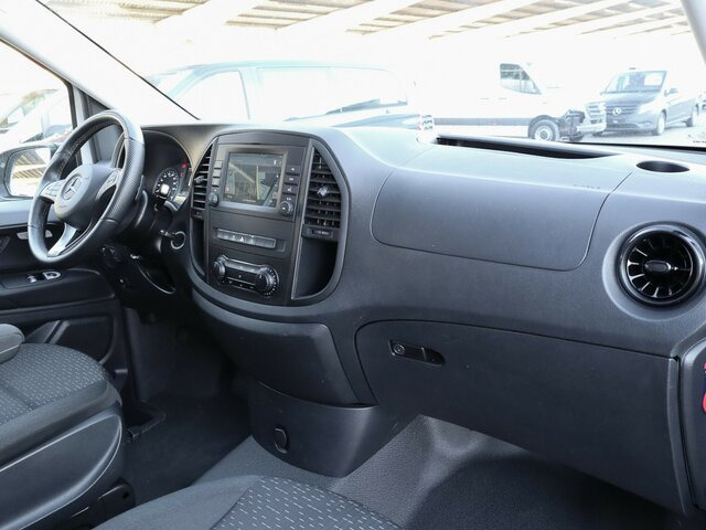 MERCEDES-BENZ Vito 114 TourerPro,Extralang,8Sitzer,Automatik... - Transport persoane: Foto 4 MERCEDES-BENZ Vito 114 TourerPro,Extralang,8Sitzer,Automatik... - Transport persoane: Foto 4