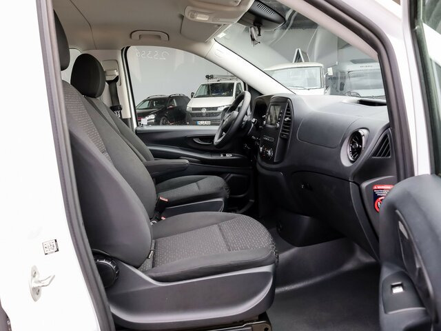 MERCEDES-BENZ Vito 114 TourerPro,Extralang,8Sitzer,Automatik... - Transport persoane: Foto 3 MERCEDES-BENZ Vito 114 TourerPro,Extralang,8Sitzer,Automatik... - Transport persoane: Foto 3