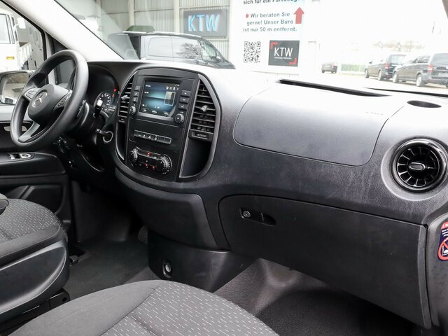 MERCEDES-BENZ Vito 114 TourerPro,Extralang,8Sitzer,Automatik... - Transport persoane: Foto 4 MERCEDES-BENZ Vito 114 TourerPro,Extralang,8Sitzer,Automatik... - Transport persoane: Foto 4
