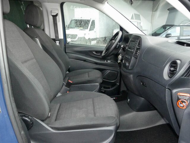 MERCEDES-BENZ Vito 114 TourerPro,Extralang,Desperados,9GTr - Microbuz, Transport persoane: Foto 2 MERCEDES-BENZ Vito 114 TourerPro,Extralang,Desperados,9GTr - Microbuz, Transport persoane: Foto 2
