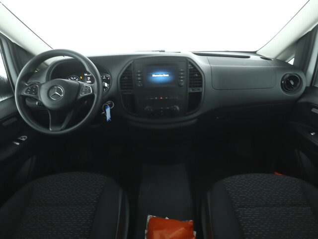 MERCEDES-BENZ Vito 114 TourerPro,lang,Automatik,8Sitze,Kamera... - Microbuz, Transport persoane: Foto 2 MERCEDES-BENZ Vito 114 TourerPro,lang,Automatik,8Sitze,Kamera... - Microbuz, Transport persoane: Foto 2