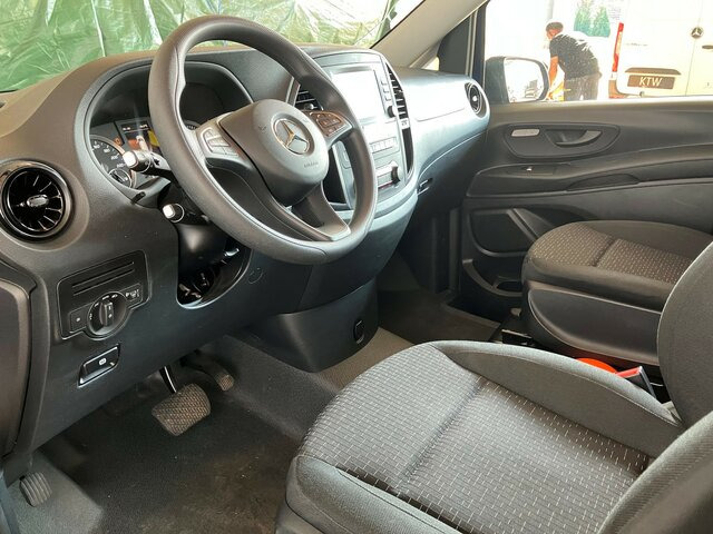 MERCEDES-BENZ Vito 114 TourerPro,lang,Automatik,8Sitze,Kamera - Transport persoane: Foto 4 MERCEDES-BENZ Vito 114 TourerPro,lang,Automatik,8Sitze,Kamera - Transport persoane: Foto 4