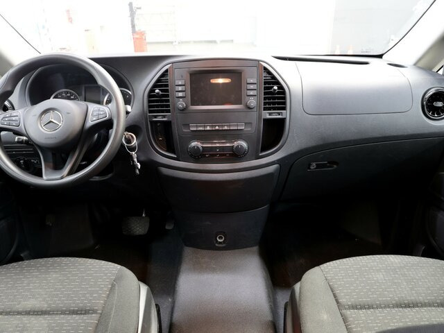 MERCEDES-BENZ Vito 114 TourerPro,lang,Automatik,8Sitze,Kamera... - Microbuz, Transport persoane: Foto 2 MERCEDES-BENZ Vito 114 TourerPro,lang,Automatik,8Sitze,Kamera... - Microbuz, Transport persoane: Foto 2