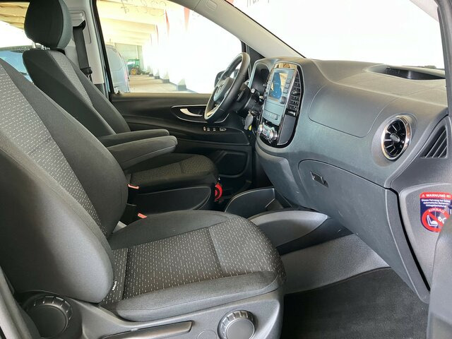 MERCEDES-BENZ Vito 114CDI lang,TourerEDITION,2xTür,Automatik - Transport persoane: Foto 4 MERCEDES-BENZ Vito 114CDI lang,TourerEDITION,2xTür,Automatik - Transport persoane: Foto 4