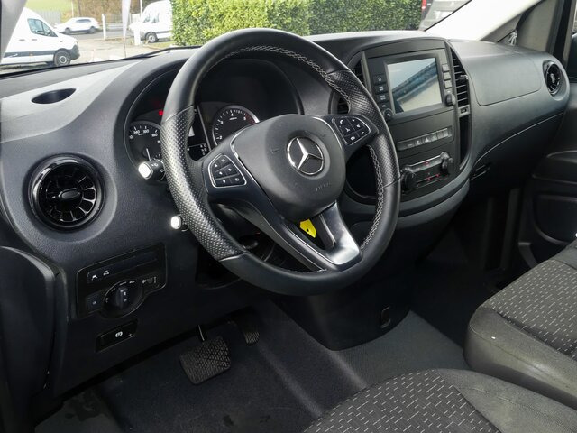 MERCEDES-BENZ Vito 116CDI lang,TourerPro,2Klima,9Sitze,Kamera - Microbuz, Transport persoane: Foto 4 MERCEDES-BENZ Vito 116CDI lang,TourerPro,2Klima,9Sitze,Kamera - Microbuz, Transport persoane: Foto 4