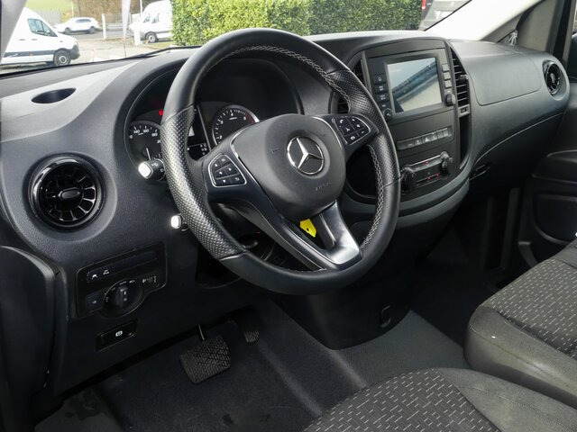 MERCEDES-BENZ Vito 116CDI lang,TourerPro,2Klima,9Sitze,Kamera - Microbuz, Transport persoane: Foto 4 MERCEDES-BENZ Vito 116CDI lang,TourerPro,2Klima,9Sitze,Kamera - Microbuz, Transport persoane: Foto 4