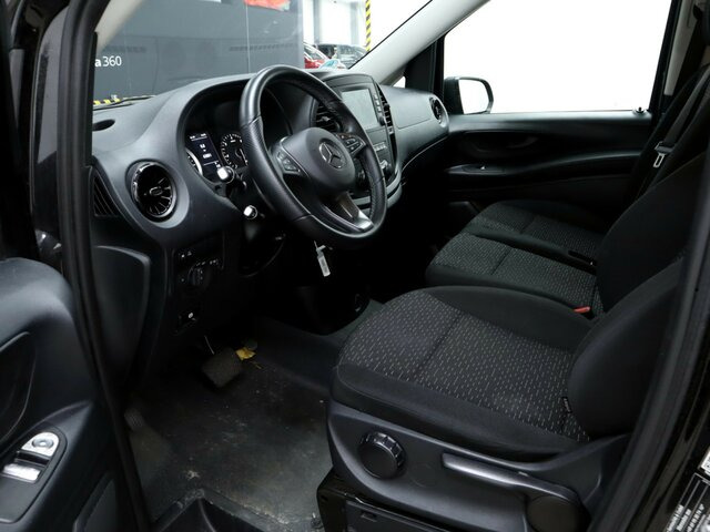 MERCEDES-BENZ Vito 116CDI lang,TourerPro,2Klima,9Sitze,Kamera - Microbuz, Transport persoane: Foto 2 MERCEDES-BENZ Vito 116CDI lang,TourerPro,2Klima,9Sitze,Kamera - Microbuz, Transport persoane: Foto 2