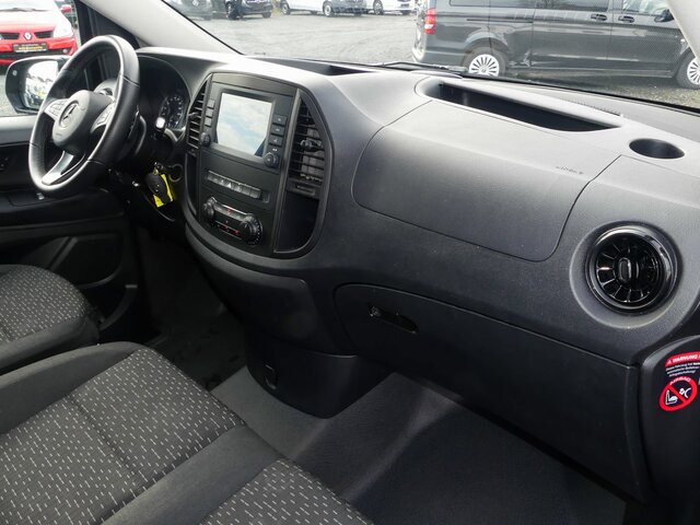 MERCEDES-BENZ Vito 116CDI lang,TourerPro,2Klima,9Sitze,Kamera - Microbuz, Transport persoane: Foto 3 MERCEDES-BENZ Vito 116CDI lang,TourerPro,2Klima,9Sitze,Kamera - Microbuz, Transport persoane: Foto 3