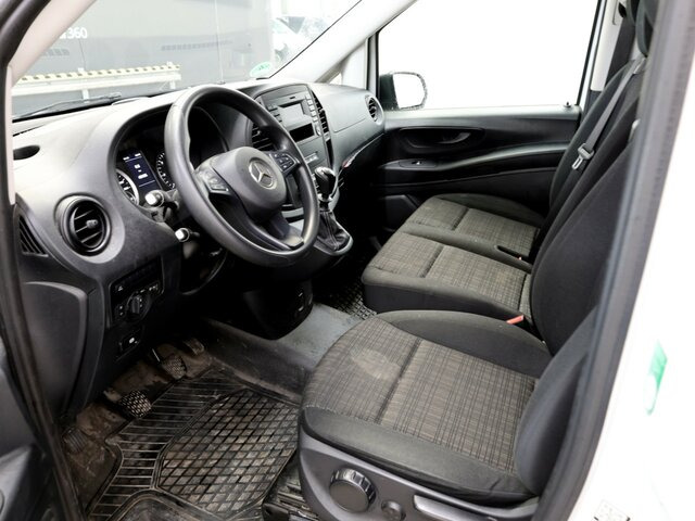 MERCEDES-BENZ Vito114CDI KA lang ,Klima,Sortimo Regalsystem... - Autoutilitară compactă: Foto 2 MERCEDES-BENZ Vito114CDI KA lang ,Klima,Sortimo Regalsystem... - Autoutilitară compactă: Foto 2