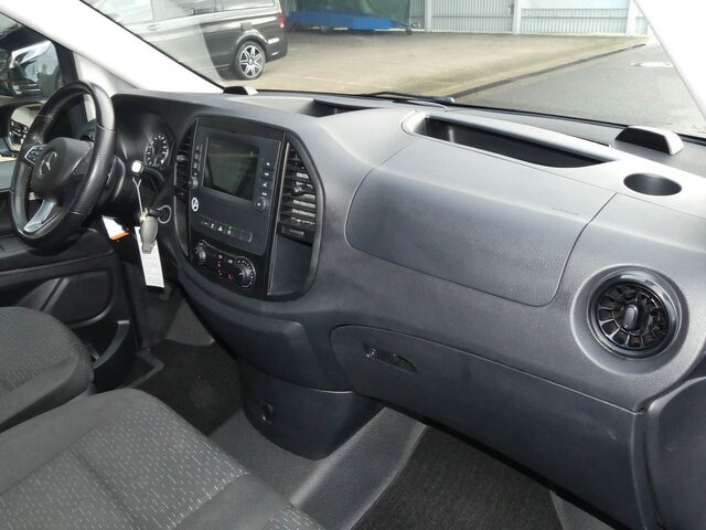 MERCEDES-BENZ Vito116CDI Extralang,Mixto,6Sitze,Automatik - Autoutilitară compactă: Foto 3 MERCEDES-BENZ Vito116CDI Extralang,Mixto,6Sitze,Automatik - Autoutilitară compactă: Foto 3