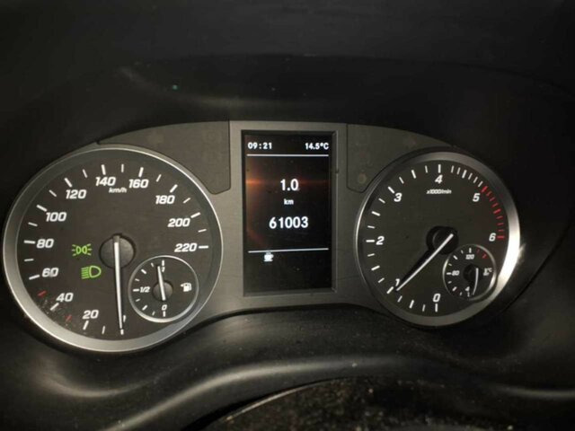 MERCEDES-BENZ Vito116CDI KA lang,Kamera,Klima,Tempomat... - Autoutilitară compactă: Foto 5 MERCEDES-BENZ Vito116CDI KA lang,Kamera,Klima,Tempomat... - Autoutilitară compactă: Foto 5