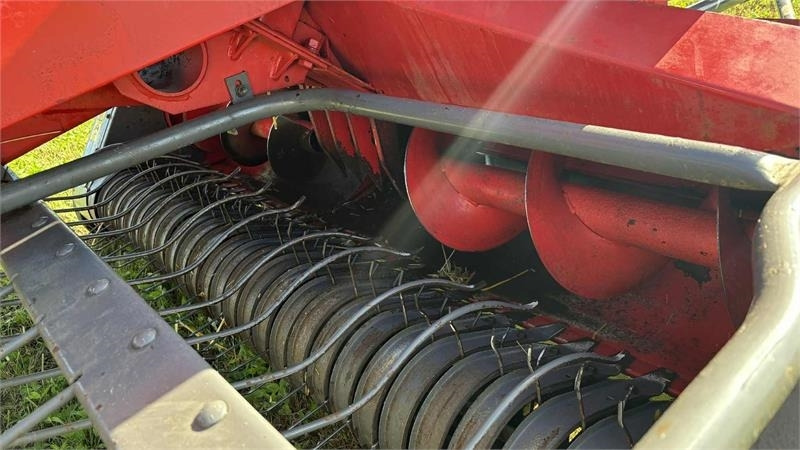 Massey Ferguson 1839 Småballe presser - Maşina de infoliat baloti: Foto 5 Massey Ferguson 1839 Småballe presser - Maşina de infoliat baloti: Foto 5