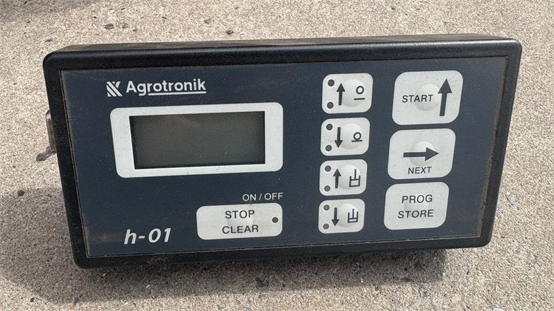 Pomi miniwrap 60 Mini wrap 60 - Maşina de infoliat baloti: Foto 4 Pomi miniwrap 60 Mini wrap 60 - Maşina de infoliat baloti: Foto 4