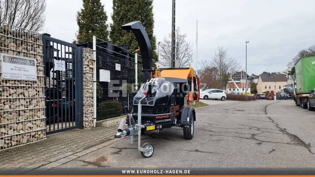 Anhänger Häcksler Pronar MR-15 - Tocător de lemne: Foto 1 Anhänger Häcksler Pronar MR-15 - Tocător de lemne: Foto 1