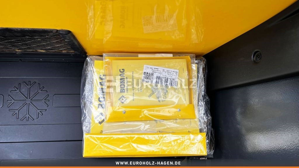 Compactor Bomag Stachelwalze BW 213 PDH-5, Schnellgang, Walzenzug: Foto 22