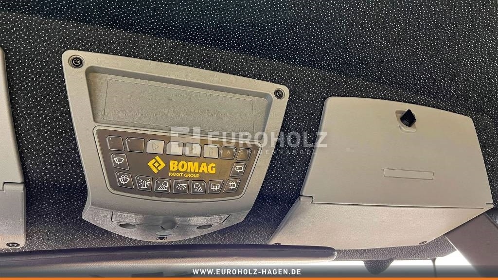 Compactor Bomag Stachelwalze BW 213 PDH-5, Schnellgang, Walzenzug: Foto 20