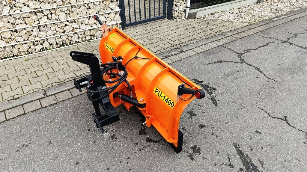 Schneeschild PU 1400 Radlader Dreipunktaufnahme - Plug zapada pentru Utilaje agricole: Foto 4 Schneeschild PU 1400 Radlader Dreipunktaufnahme - Plug zapada pentru Utilaje agricole: Foto 4