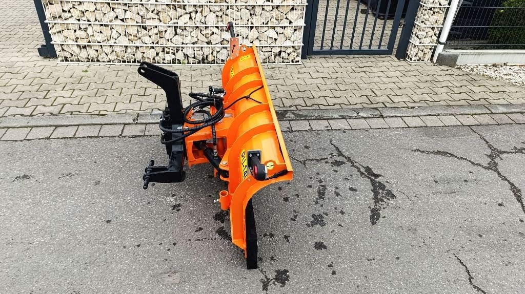 Schneeschild PU 1400 Radlader Dreipunktaufnahme - Plug zapada pentru Utilaje agricole: Foto 3 Schneeschild PU 1400 Radlader Dreipunktaufnahme - Plug zapada pentru Utilaje agricole: Foto 3