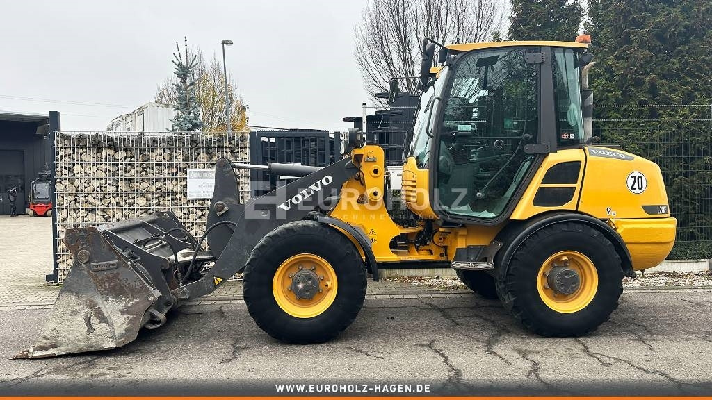 Încărcător frontal pe pneuri Volvo L 28 F, Radlader, hydr. Schnellwechsler, Schaufel: Foto 12