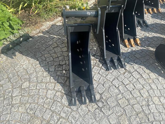 Big Tieflöffel 30 cm mit Lehnhoff MS08 Symlock Aufnahme - Cupă: Foto 4 Big Tieflöffel 30 cm mit Lehnhoff MS08 Symlock Aufnahme - Cupă: Foto 4