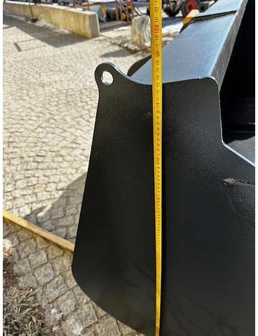Big Volumenschaufel 250 cm mit JCB Q-fit Aufnahme - Cupă: Foto 5 Big Volumenschaufel 250 cm mit JCB Q-fit Aufnahme - Cupă: Foto 5