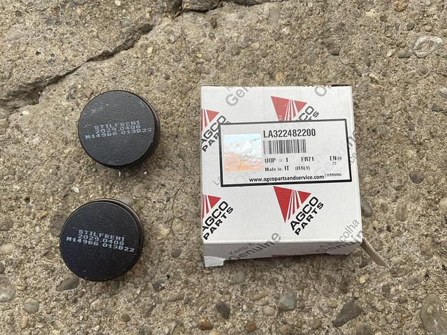 Bremsplatte LA322482200 passend zu Fendt - Combină de recoltat cereale: Foto 1 Bremsplatte LA322482200 passend zu Fendt - Combină de recoltat cereale: Foto 1
