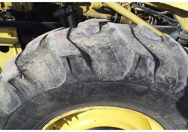 Tractor agricol Mercedes-Benz MB Trac-800 Traktor: Foto 13 Tractor agricol Mercedes-Benz MB Trac-800 Traktor: Foto 13