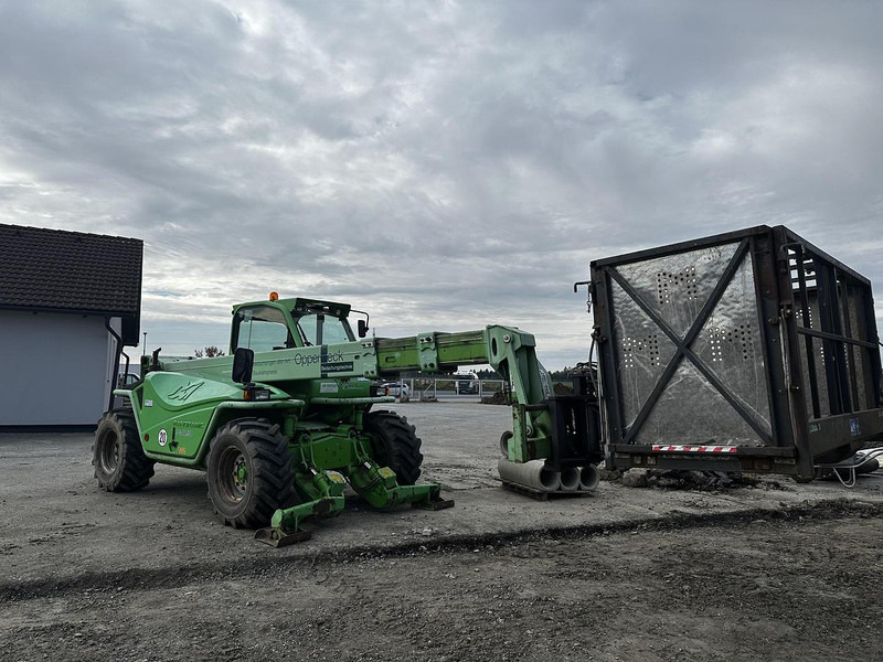 Merlo P38.13 Teleskoplader - Stivuitor telescopic: Foto 1 Merlo P38.13 Teleskoplader - Stivuitor telescopic: Foto 1