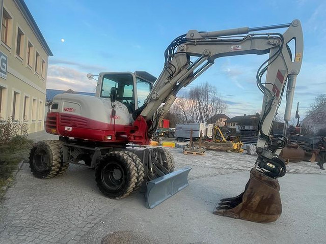 Takeuchi TB295W Mobilbagger - Excavator: Foto 3 Takeuchi TB295W Mobilbagger - Excavator: Foto 3