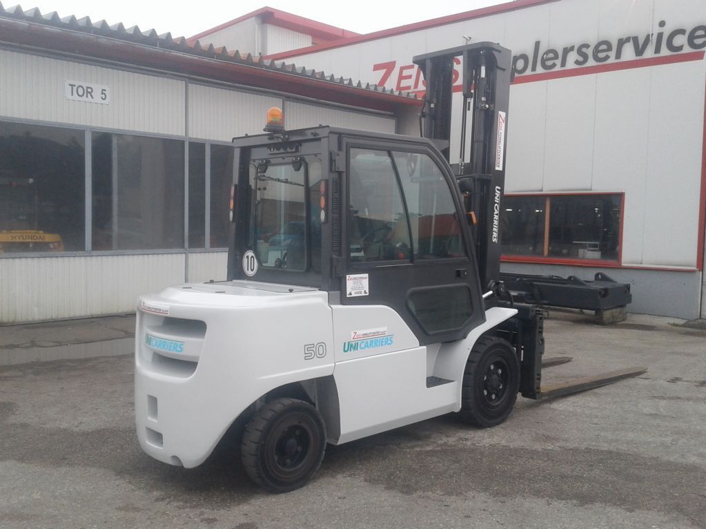 UniCarriers DG1F4A50Q - Stivuitor diesel: Foto 1 UniCarriers DG1F4A50Q - Stivuitor diesel: Foto 1