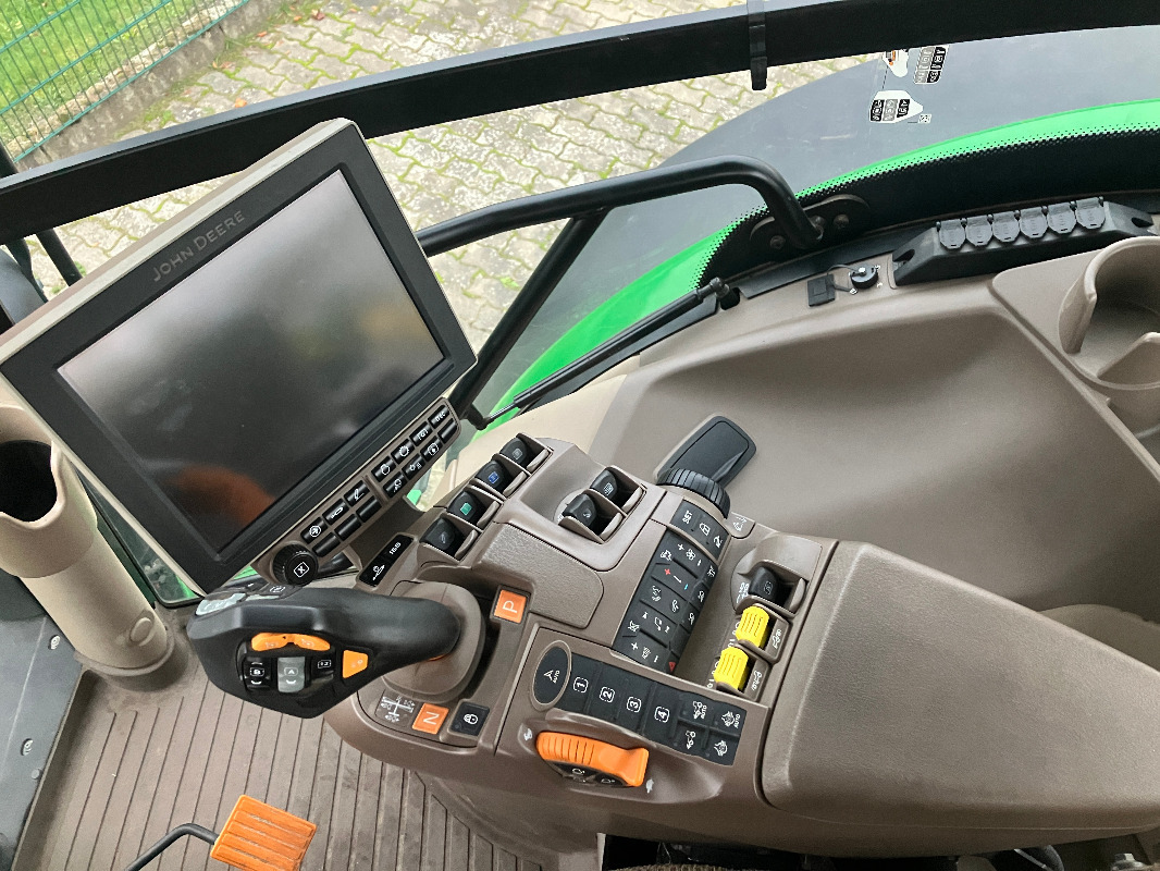 John Deere 6R185 - Tractor agricol: Foto 3 John Deere 6R185 - Tractor agricol: Foto 3