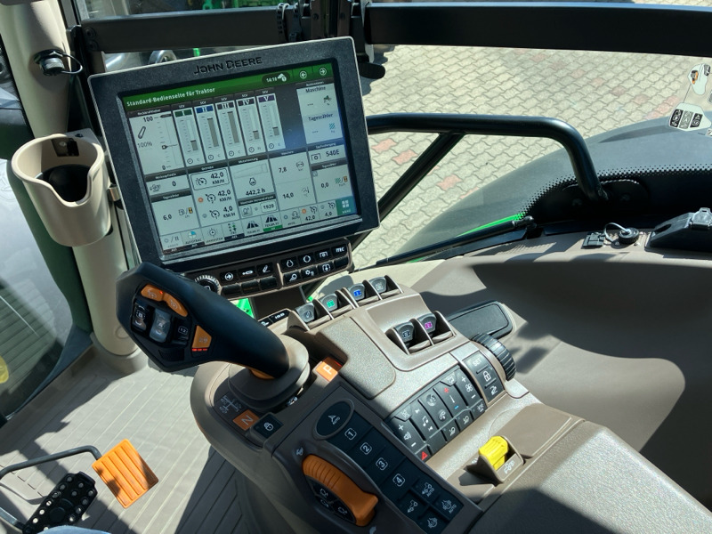 John Deere 6R215/ Garantie bis April 2027 - Tractor agricol: Foto 4 John Deere 6R215/ Garantie bis April 2027 - Tractor agricol: Foto 4