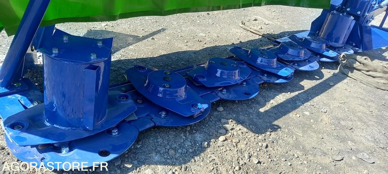 3 Faucheuses rotative 2m80 - Cositoare: Foto 5 3 Faucheuses rotative 2m80 - Cositoare: Foto 5