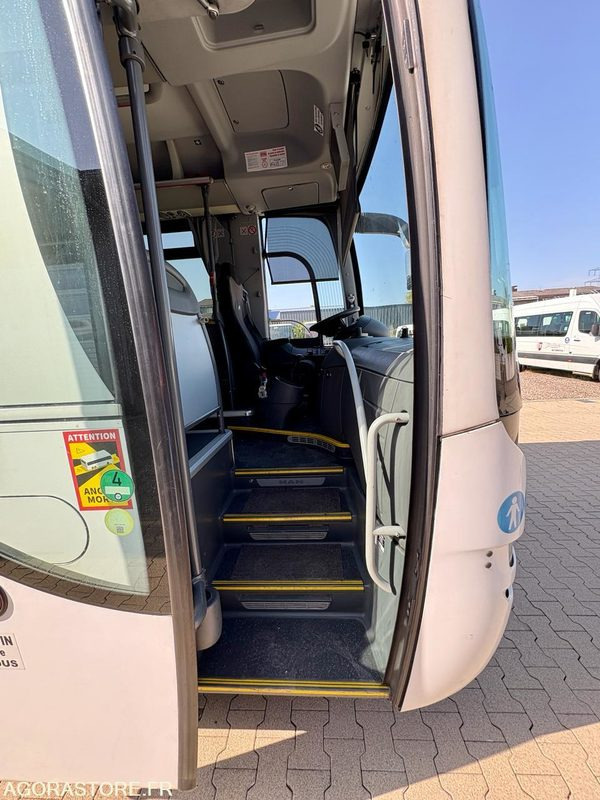 AUTOCAR - MAN Lions Regio - 318.000km - EURO6 - Parc 114 - Autobuz școlar: Foto 5 AUTOCAR - MAN Lions Regio - 318.000km - EURO6 - Parc 114 - Autobuz școlar: Foto 5