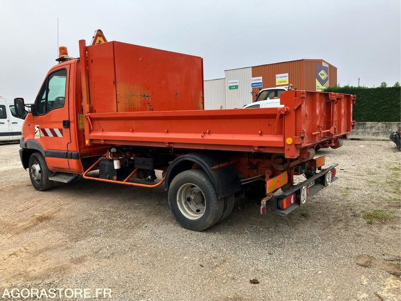 Renault Master - 2005 - 43161kms (P2001716) - Autoutilitară: Foto 3 Renault Master - 2005 - 43161kms (P2001716) - Autoutilitară: Foto 3