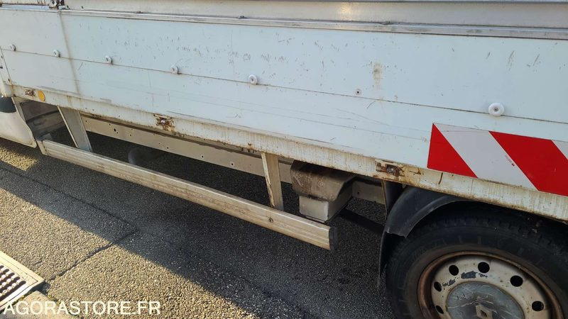 Renault Master - 2006 - 43287kms - 196ARM67 - Autoutilitară: Foto 5 Renault Master - 2006 - 43287kms - 196ARM67 - Autoutilitară: Foto 5