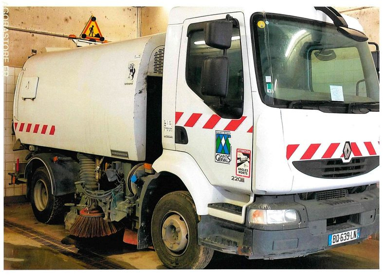 BALAYEUSE de Voiries- RENAULT MIDLUM 220 DXI avec aspiratrice EUROVOIRIE - Măturătoare stradală: Foto 2 BALAYEUSE de Voiries- RENAULT MIDLUM 220 DXI avec aspiratrice EUROVOIRIE - Măturătoare stradală: Foto 2