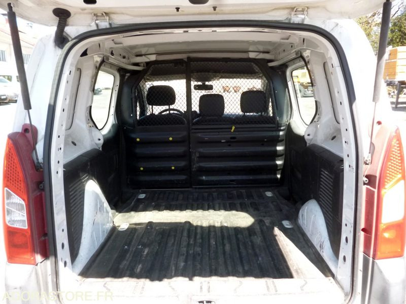 BERLINGO 1.6HDI 3 PLACES - Autoutilitară compactă: Foto 5 BERLINGO 1.6HDI 3 PLACES - Autoutilitară compactă: Foto 5