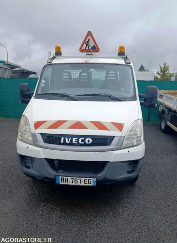 BH-767-EG IVECO BENNE - Autoutilitară basculantă: Foto 1 BH-767-EG IVECO BENNE - Autoutilitară basculantă: Foto 1