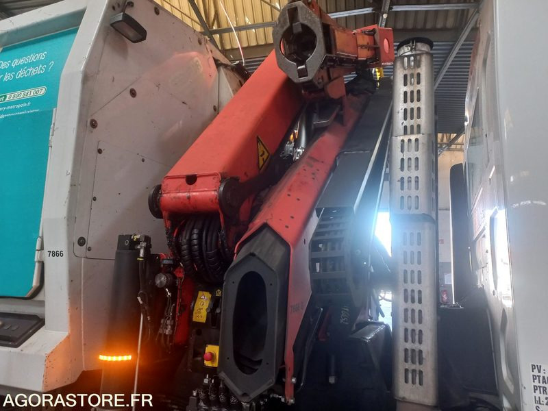 BOM GRUE Renault PREMIUM 26T / benne Geesinknorba grue Palfinger (ref. BT66) - Autogunoiere: Foto 5 BOM GRUE Renault PREMIUM 26T / benne Geesinknorba grue Palfinger (ref. BT66) - Autogunoiere: Foto 5