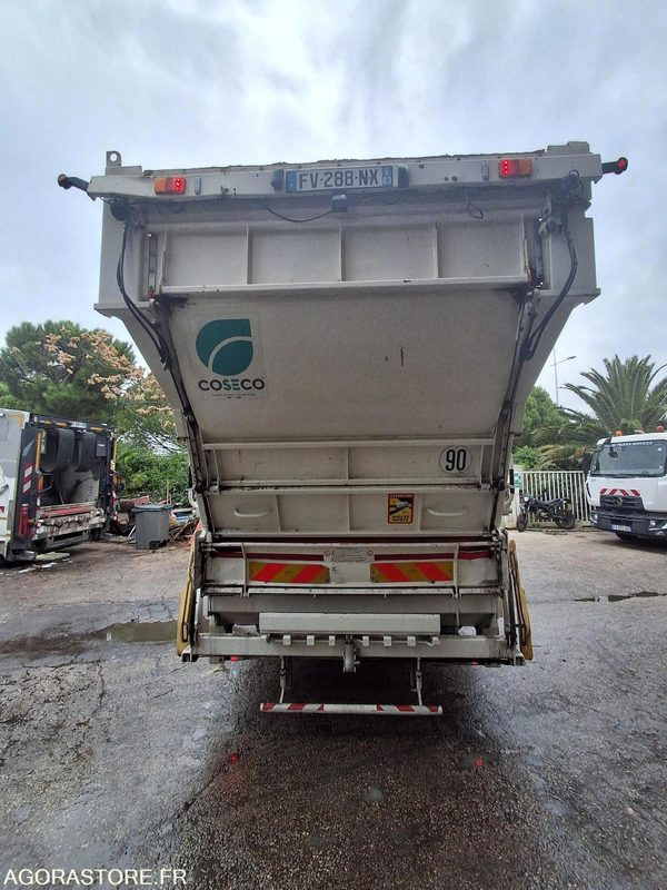 BOM Grue 32T - 2020 - 101490 KMS - Autogunoiere: Foto 3 BOM Grue 32T - 2020 - 101490 KMS - Autogunoiere: Foto 3