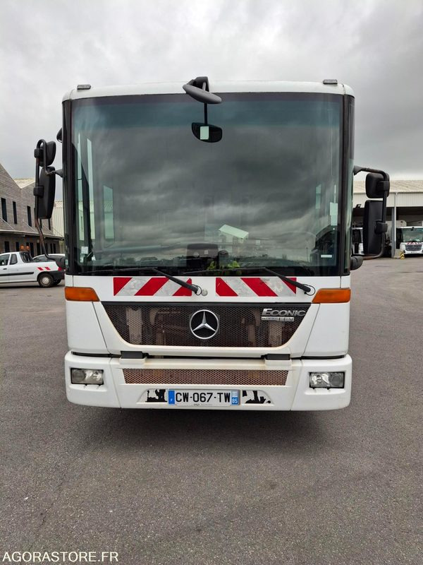BOM Mercedes Econic 292045 kms 2013 - CW-067-TW - Autogunoiere: Foto 2 BOM Mercedes Econic 292045 kms 2013 - CW-067-TW - Autogunoiere: Foto 2
